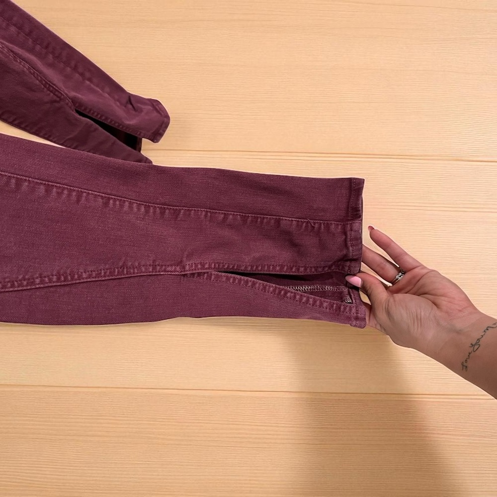 MOTHER Jeans- Rascal Sloced Up Jean in Maroon - Picture 9 of 9